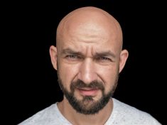 Krásní muži s náměstíčkem. Naučte se být hrdý na svou holou hlavu