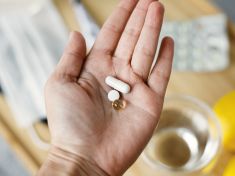 Díky, raději jablko. Proč to nepřehánět s chemickým vitamínem C