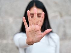Nebezpečí natalismu: Bezdětní jsou šikanováni častěji, než si myslíte