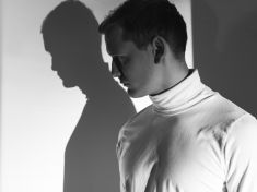 Bezhlavě vstříc katastrofě. Psychopati ubližují z nudy a touhy po moci