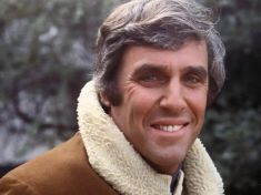 Narozeniny by dnes oslavil tvůrce megahitů, kterého všichni známe, ani o tom nevíme - Burt Bacharach