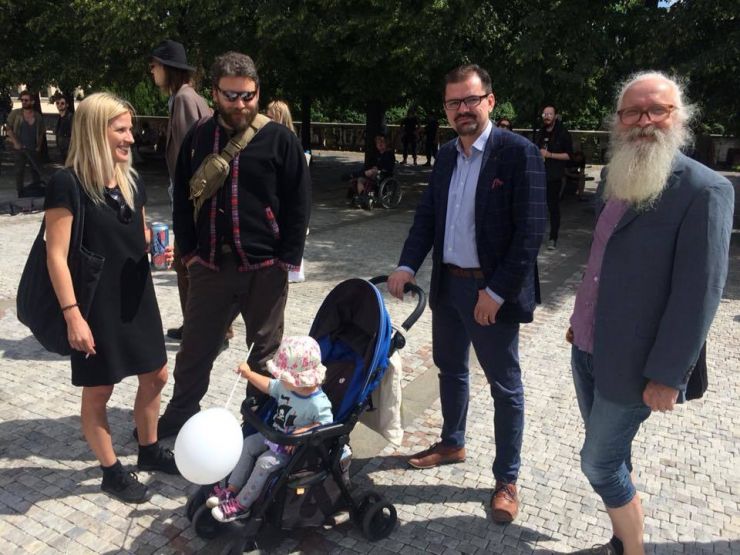 jardanemec jinypolitik