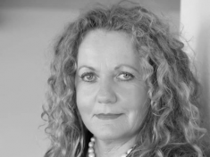 Regina Hess: Jak vytvořit novou budoucnost pro život na Zemi?