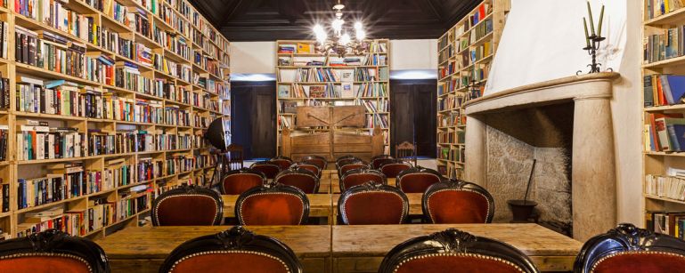 the literary man home3