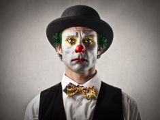 Máte sklony k "nezdravému" vtipkování? Váš humor zřejmě souvisí s vaší depresí