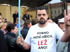 Ostrá tužka Karla Křivana: Pavel bijec Řeporyjec jako opravdu dobrý voják Švejk