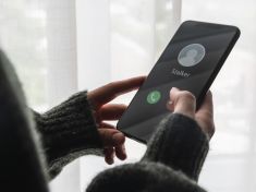 Manželský stalking: Jak odhalit špehovací software v mobilu a jak se ho zbavit