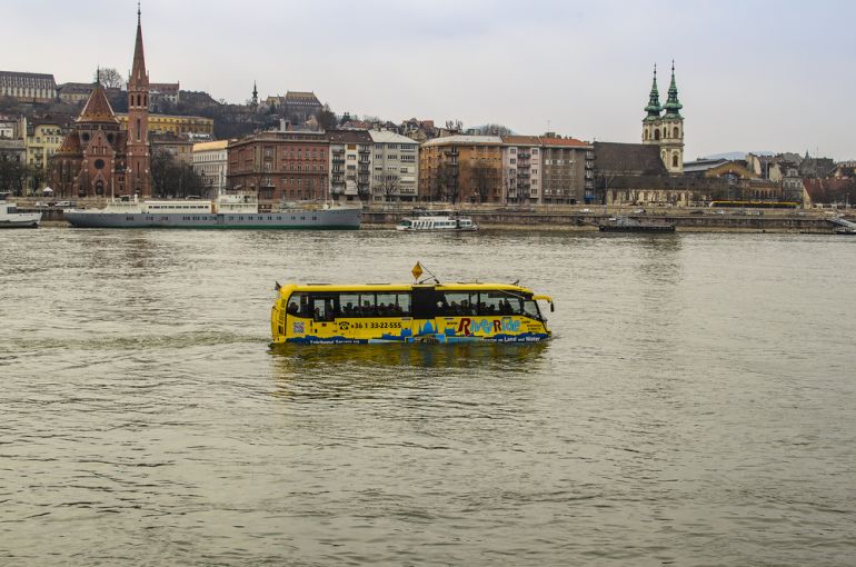 budapest shutterstock 398552839