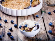 Crumble je asi ten nejlepší letní dezert a my na něj máme recept!