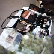 Po plném kufříku make-up artistky touží snad každá žena.