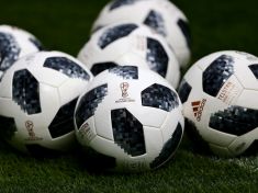 Jak vývoj nakopl kopačák: Od prasečího měchýře po Telstar 18