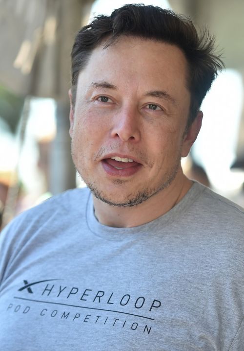 musk elon cervenec