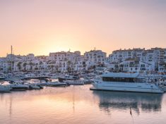 Marbella: Evropské Miami, kde si dávají pravidelné dostaveníčko slavní a bohatí z celé Evropy