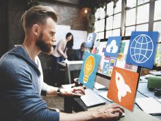 Průzkum AMI Digital: Sociální sítě jsou v Česku nasyceny. Víc uživatelů tu není
