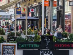 Dá se vizuální smog v Praze zkrotit stejně jako v Brně? Hlavní město to bude mít těžší