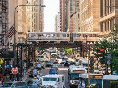 Uber a Lyft si zadaly průzkum. Pak přiznaly, že ve městech zhoršují dopravní zácpy