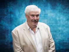 Bývalý novinář CNN Jim Clancy: Z Ameriky se stává oligarchie skoro jako v Rusku