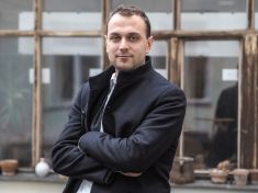Ekolog Vojtěch Vosecký: Praha potřebuje hnědé popelnice a re-use centra