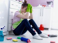 Už mám všeho plné zuby: Proč tuhle větu uslyšíte častěji od žen než od mužů