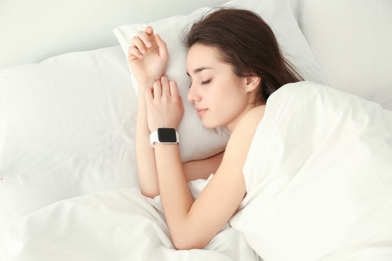 apple watch sleep shutterstock 609993506