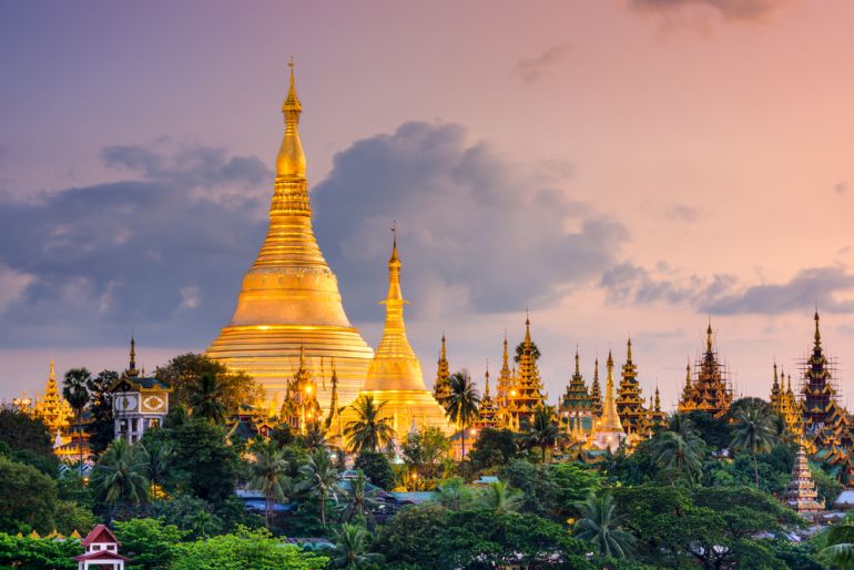 barma shutterstock 328520822