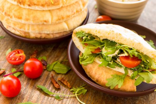 pita chleba shutterstock 164474123