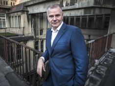 Rozhovor: Bez nové legislativy hrozí zánik žurnalistické profese