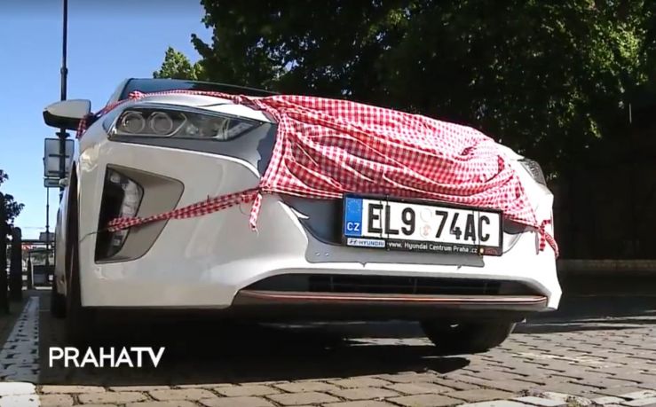 auto s rouskou