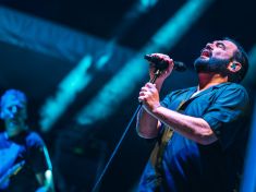 Zpěvák Alphaville: Coververzi Forever young jsme povolili jen kvůli Karlu Gottovi