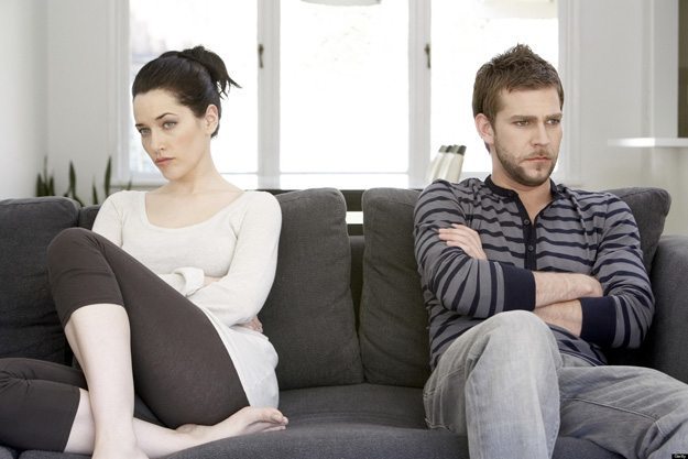couple arguing facebook