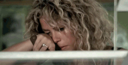 cibule shakira place giphy downsized
