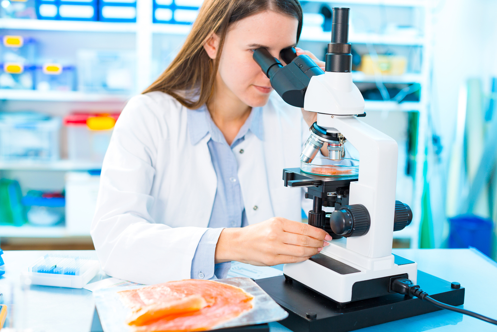 gmo ryba shutterstock 674743111