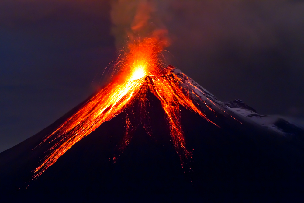 sopka shutterstock 104304611